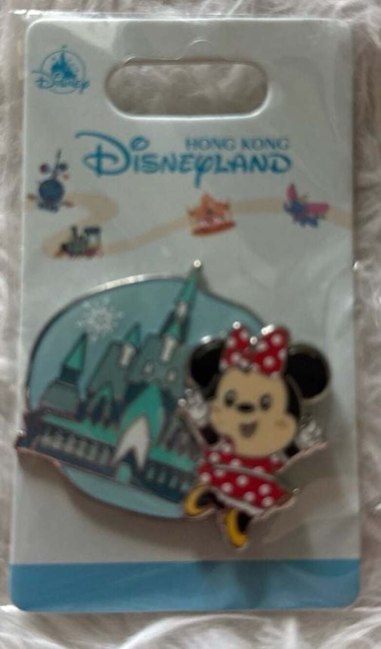 Hong Kong Disneyland Minnie Mouse Frozen Arendelle Castle Trading Pin